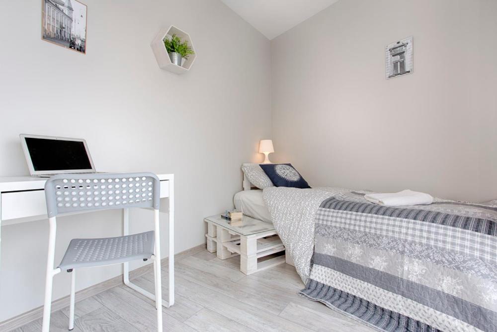 Tyzenhauz Apartments Piwna Street Красков Екстериор снимка